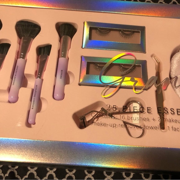 Grand Luxe 25 Piece Essentials Collection MakeUp Brushes Headband Tik Tok Viral - Picture 12 of 13